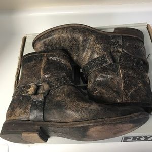 Frye distressed brown booties, 10, ave.wear
